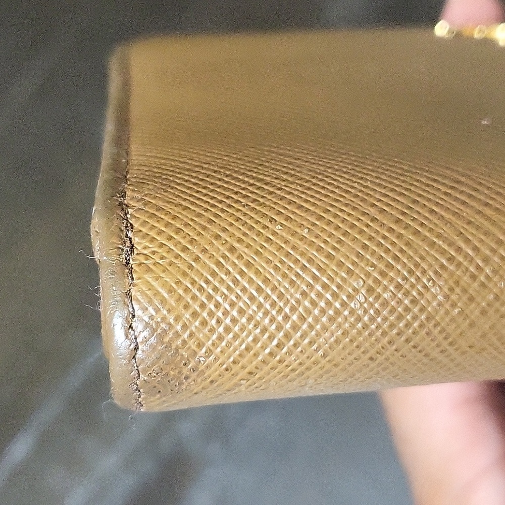 Prada wallet - Picture 4 of 16